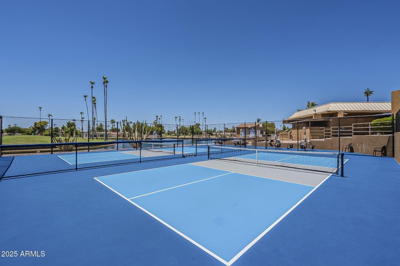 12-web-or-mls-82nd-12