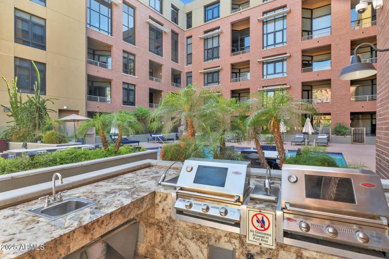 7301 E 3rd Ave-large-023-004-TOD6409-150