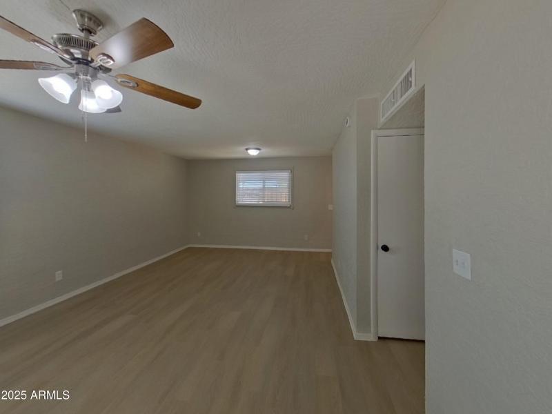 1_pc_Wf4coiz5zo_dIrd92x5BE_layout_1