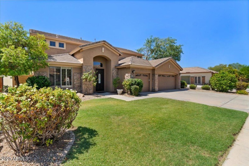 06-Front of home