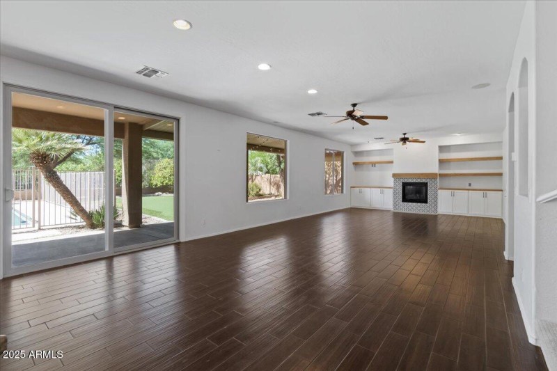 22-Living Room