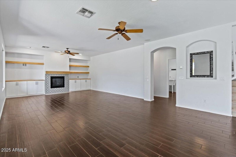 24-Living Room