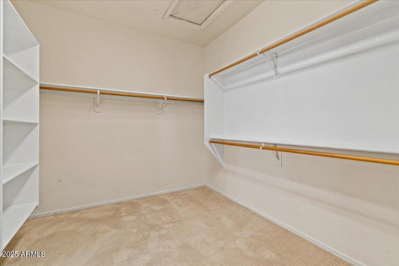 37-Primary closet