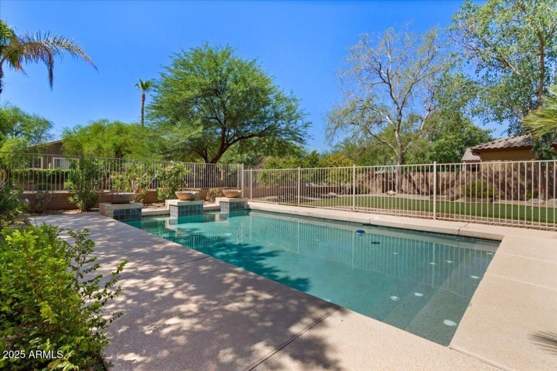 56-Pool