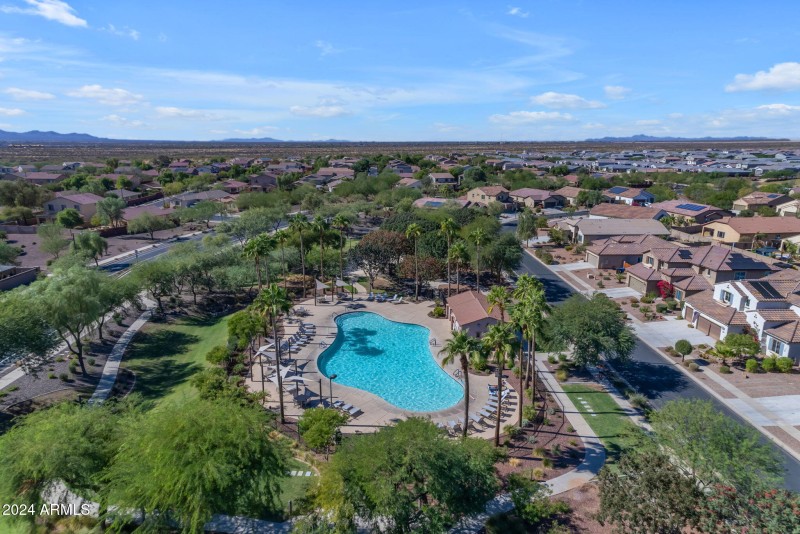 49-web-or-mls-49_136_a4m_breal