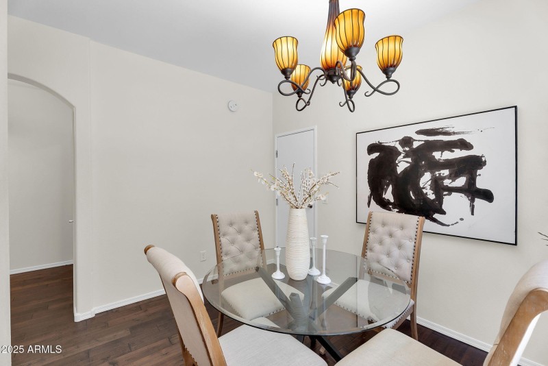 22-web-or-mls-Mine Creek-21