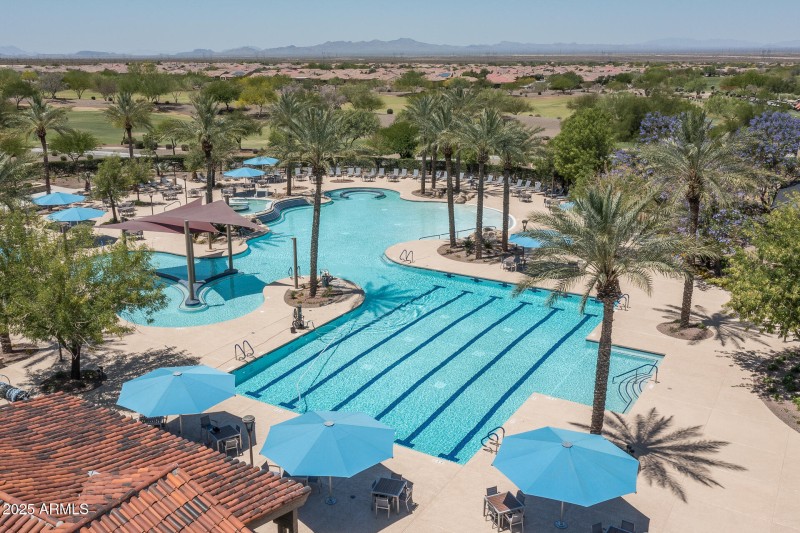 B7) COMMUNITY POOL 2