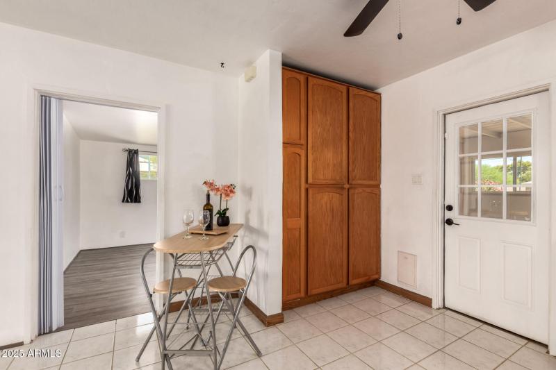 E7522D55-4FDE-498F-81CA-A4AE67F7C49C