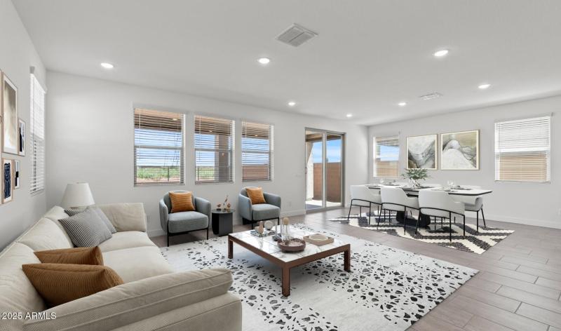 Manor Lot #52 Great Room (2) (Large)