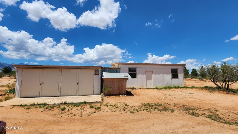 NW Trailer w Attached Garage & Shop