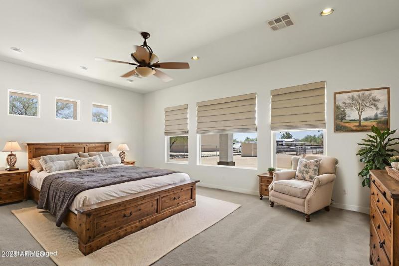 40-5241-Bedroom-Farmhouse-21-1