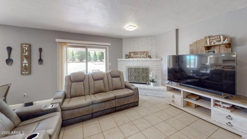 20250504200054483550000000-o