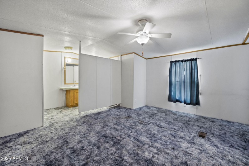 22_110-Primary Bedroom