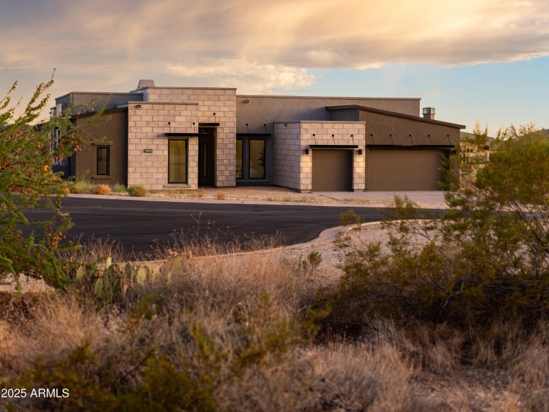 Beautiful Desert Setting