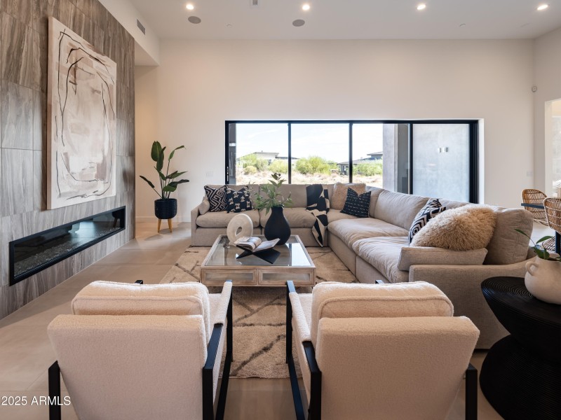 Great Room W Sliding Glass Doors