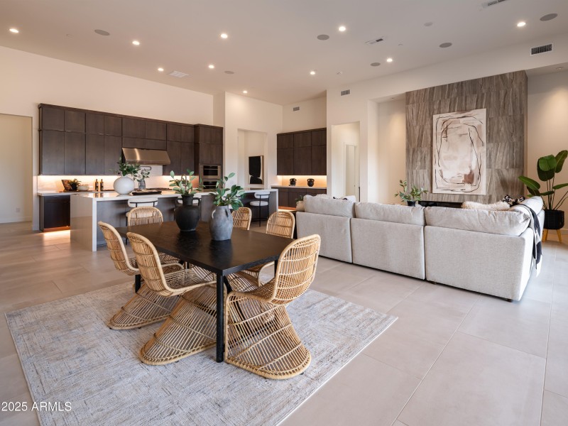 Black_Mountain_Homesite4_Greatroom_8526M