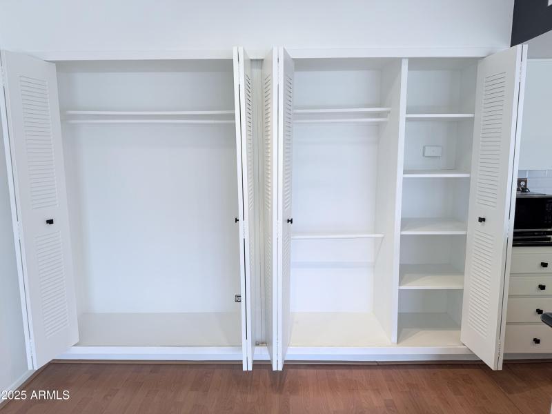 4H Dining Room Closet
