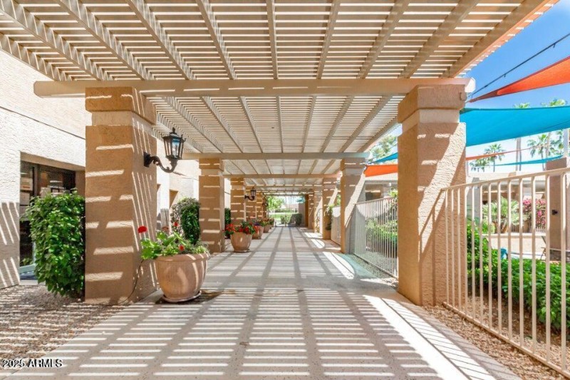 20250501183407215919000000-o