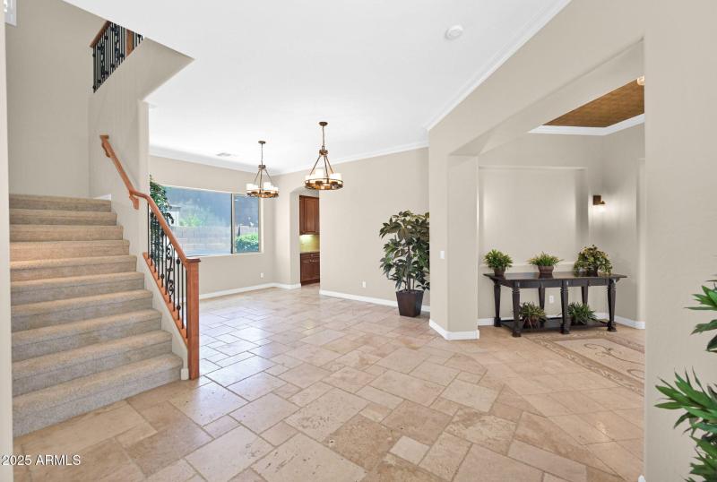 3047 Athena - 20Dining and Stairs