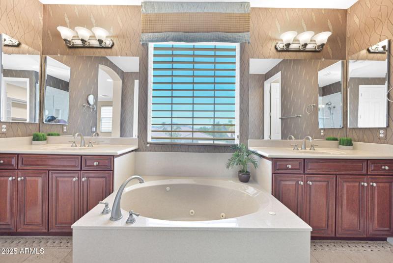 3047 Athena - 28Primary Bathroom