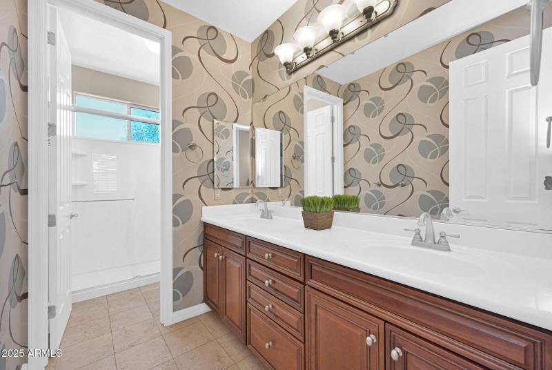 3047 Athena - 35Upstairs Bath