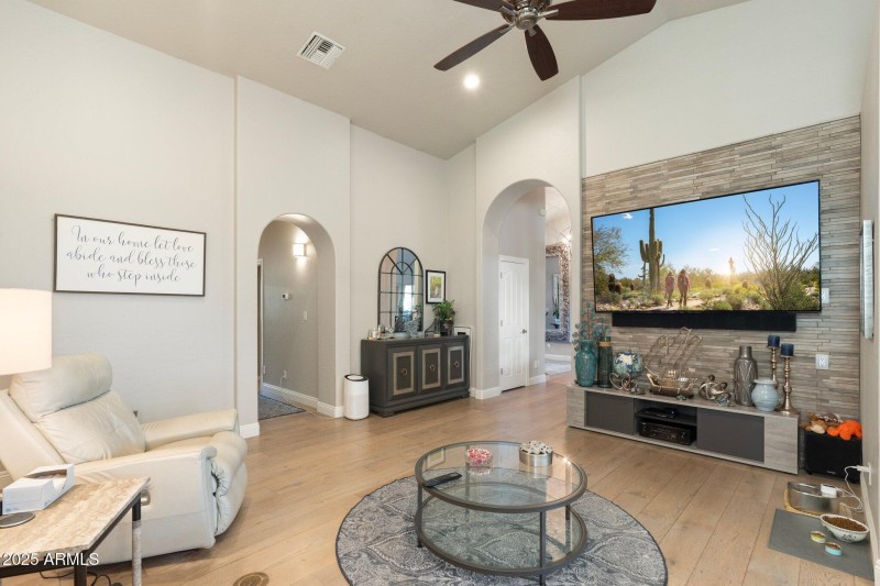 100-web-or-mls-DSC05405