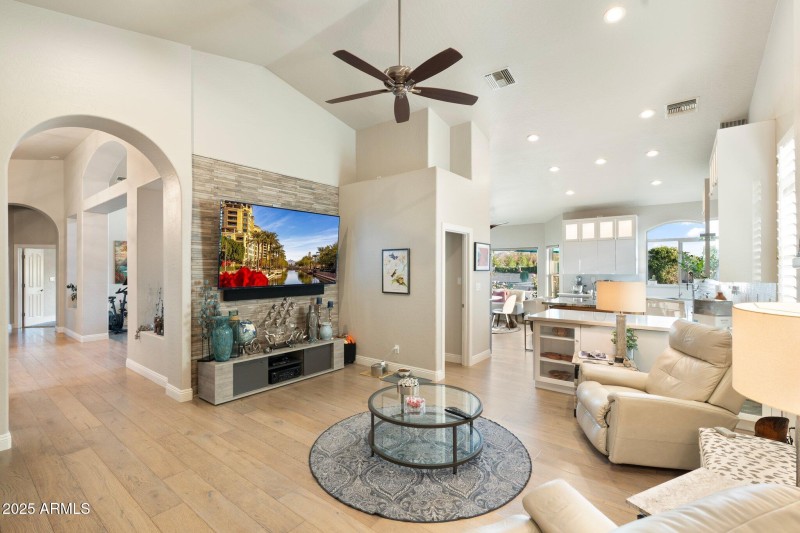 101-web-or-mls-DSC05408