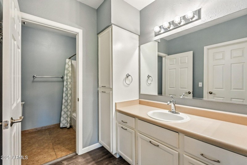 21-web-or-mls-Becker-21