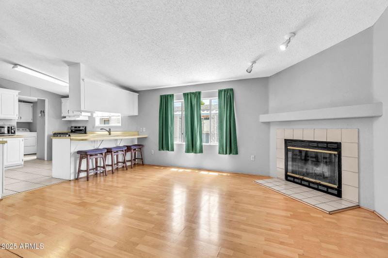 625 W MCKELLIPS RD 399, Mesa, AZ 85201