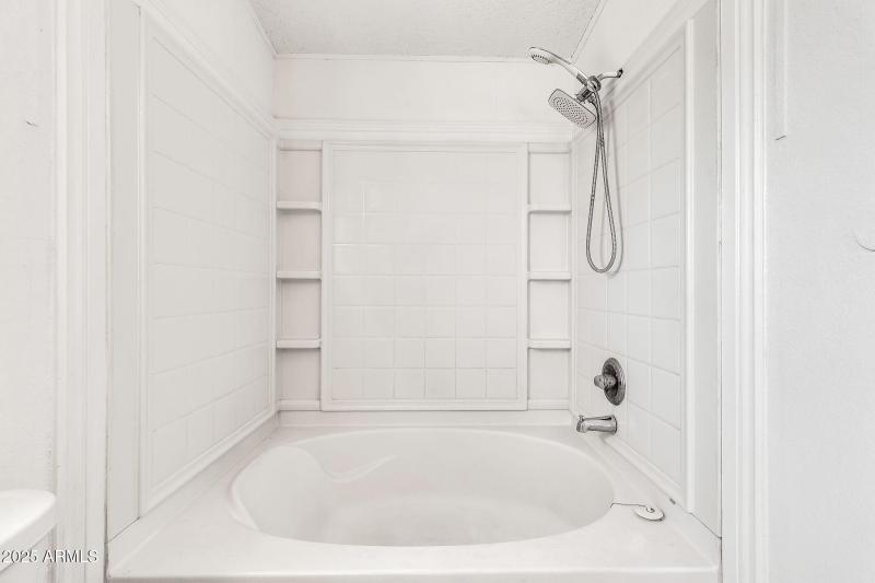 625 W MCKELLIPS RD 399, Mesa, AZ 85201