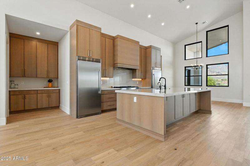 63-web-or-mls-South Veronica-63