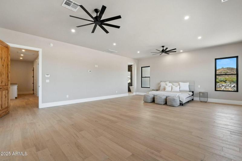 73-web-or-mls-South Veronica-73