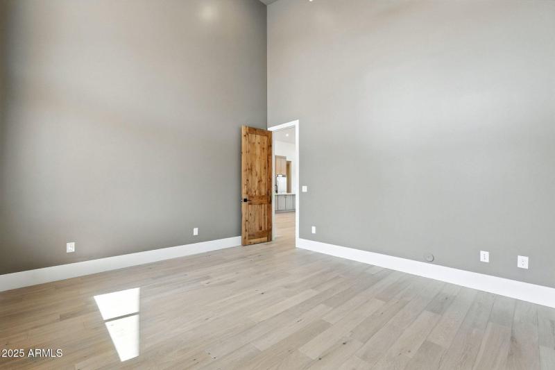 85-web-or-mls-South Veronica-85