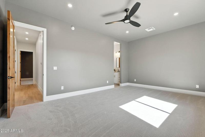 87-web-or-mls-South Veronica-87