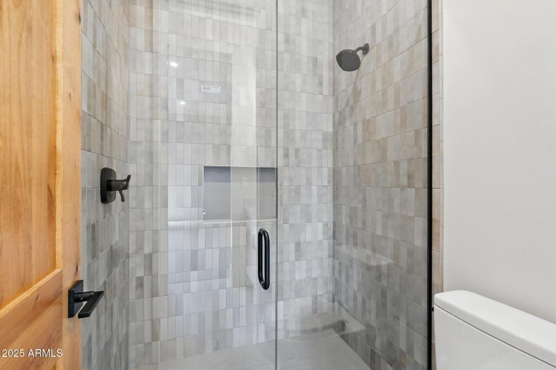 90-web-or-mls-South Veronica-90