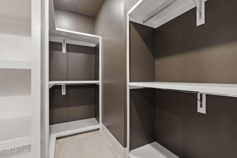 99-web-or-mls-South Veronica-99