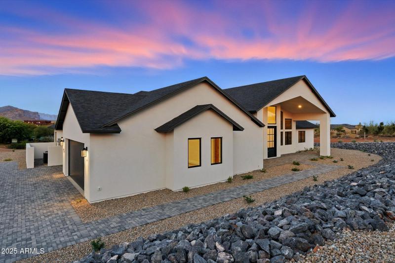 125-web-or-mls-South Veronica-125