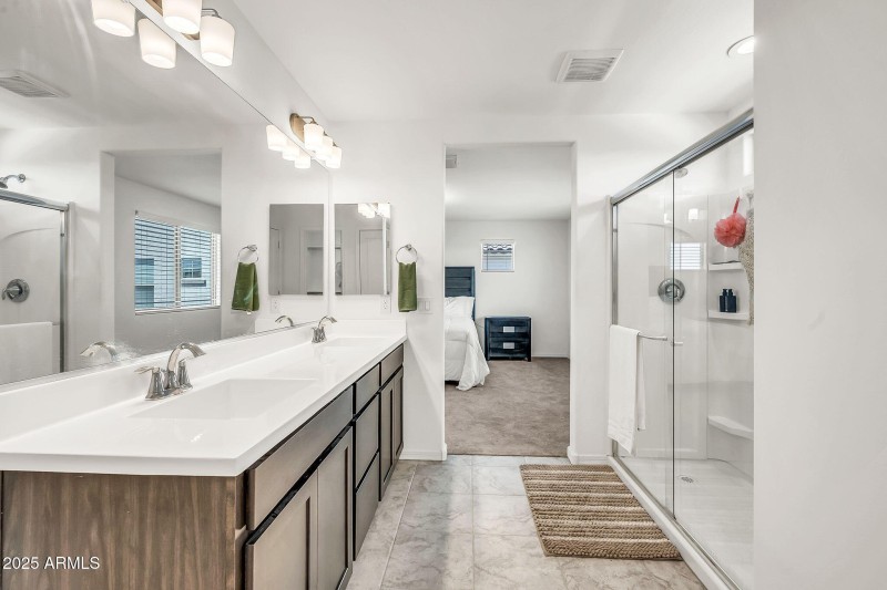 9009 W Orange Dr-18
