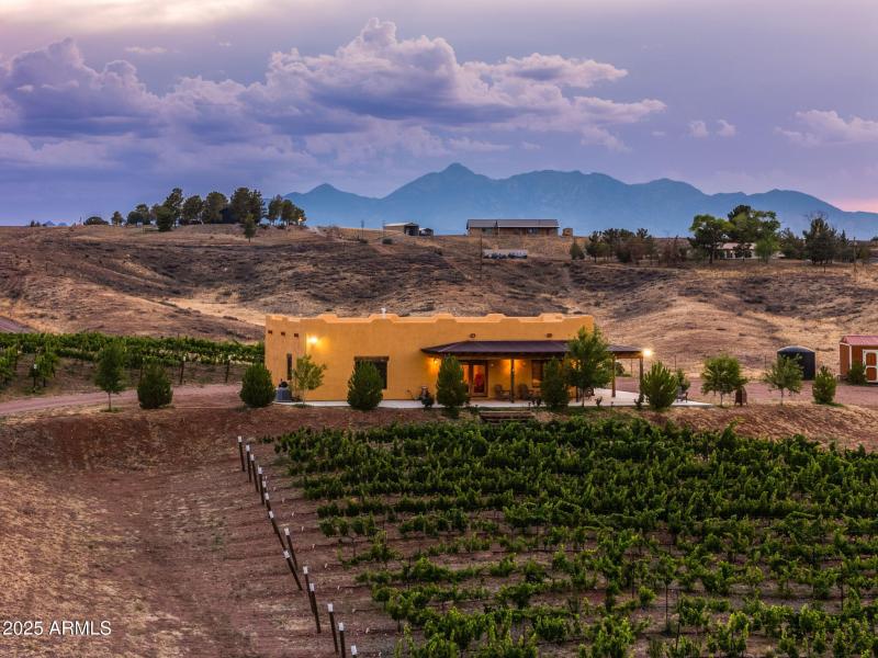 18-web-or-mls-Aerial-Harvest Dr-18