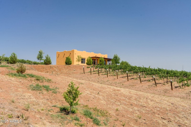 22-web-or-mls-Harvest Dr-2