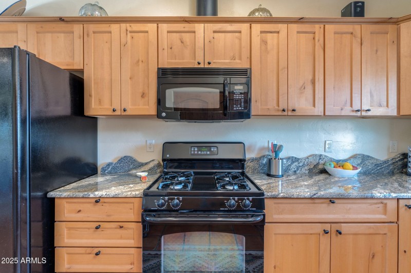 45-web-or-mls-Harvest Dr-25