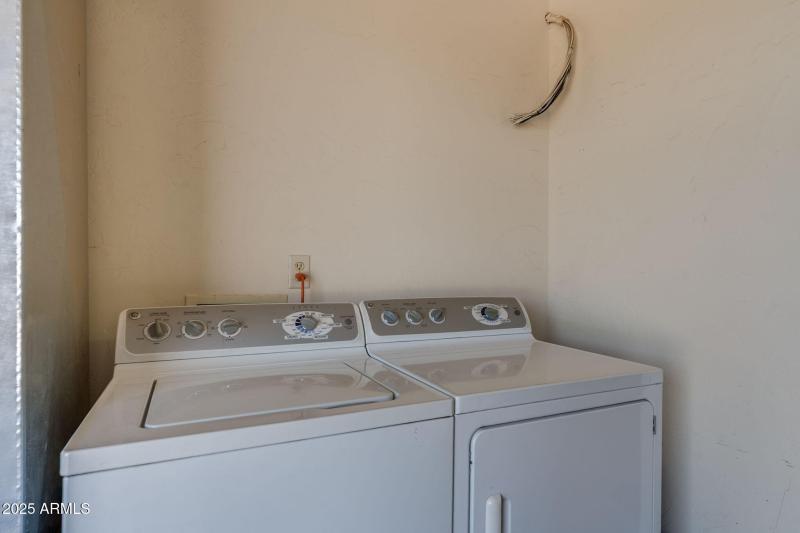 62-web-or-mls-Harvest Dr-42