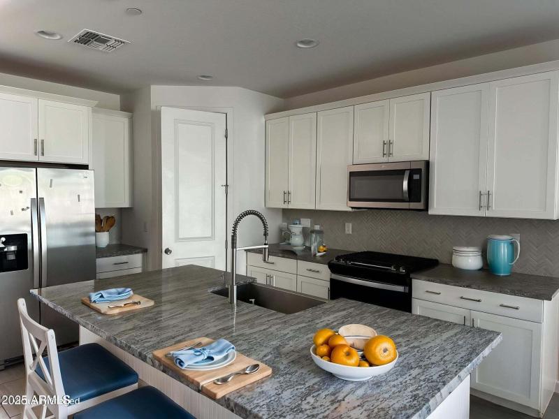 20250409170225400936000000-o