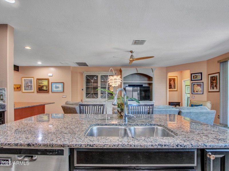 08-Kitchen-(7)