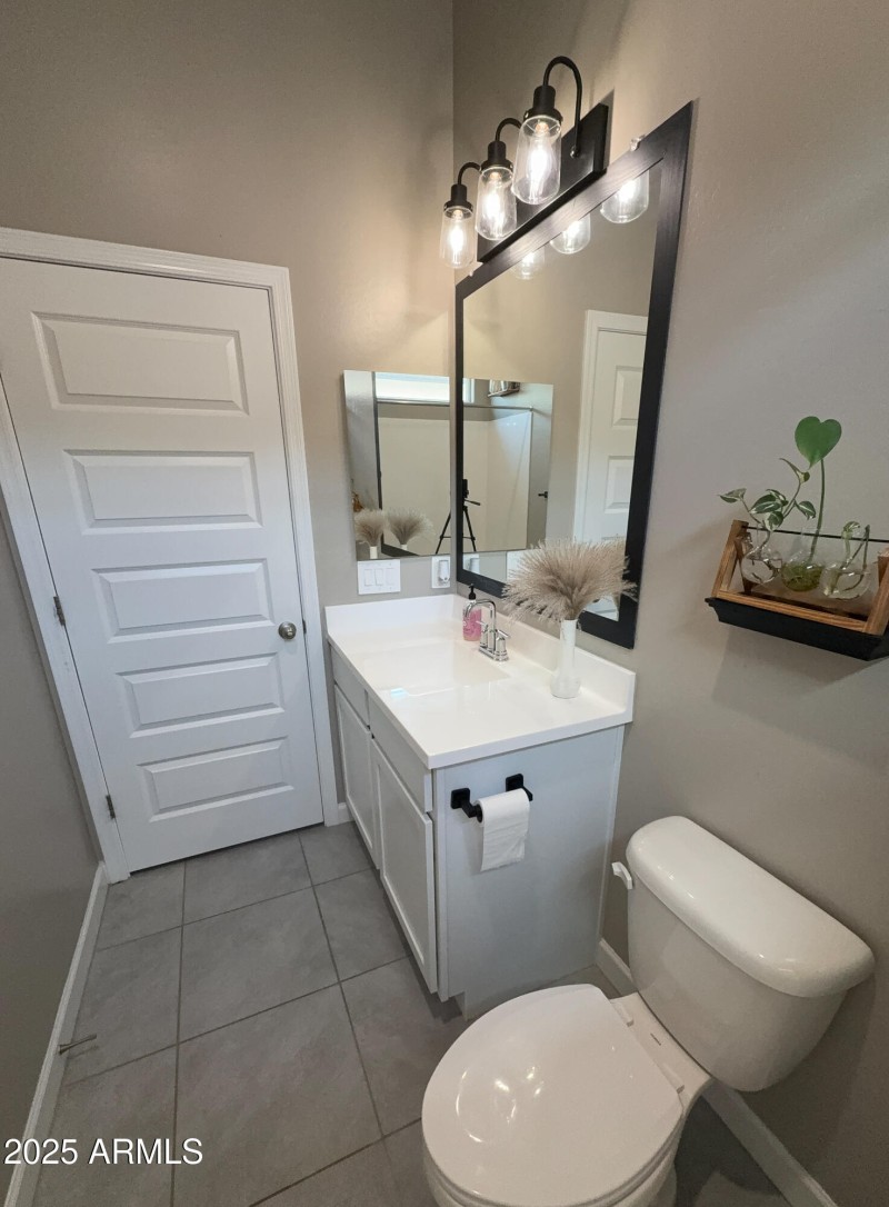 5) 61040-688c1e008edc2