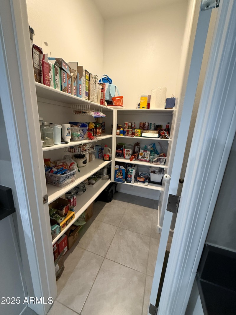 11) 61040-688c1e008e57e