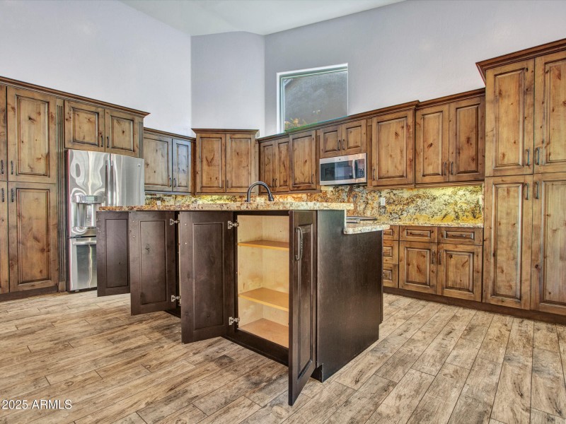 06-Kitchen-(12)