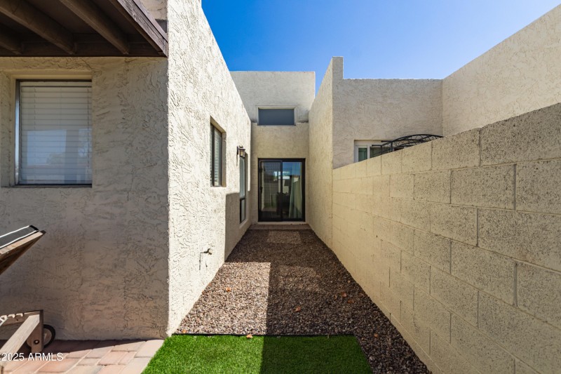 Sideyard