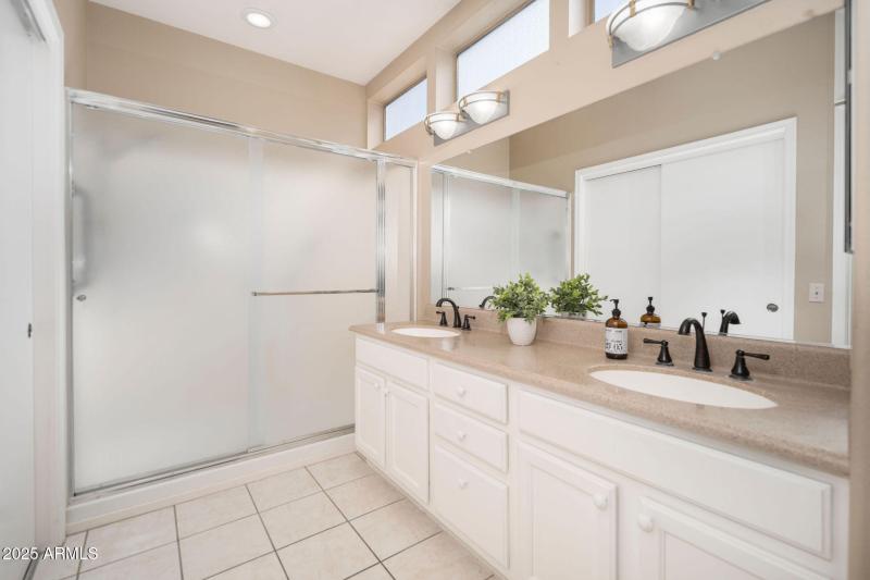 Primary Suite Bathroom
