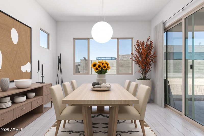 Dinning room virtually staged